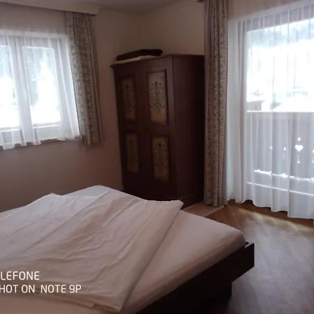 Haus Hoeller كلينارل