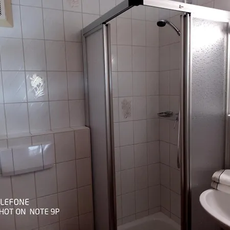 Haus Hoeller Gæstehus 3*